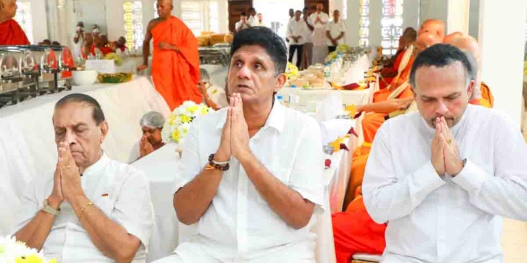 සජබ නායක සජිත්-එජාප උපසභාපති නවීන් කෝ⁣ට්ටේ ශ්‍රී ජයවර්ධනාරාමයේදී එකතුවෙයි! ශාසනයේ ආරක්ෂාව වෙනුවෙන් අලුත් සටනක් ආරම්භ කරයි! VIDEO & PHOTOS I Sri Lanka Latest News