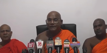 වෙල්ලස්සේ නාහිමිවරුත් ආණ්ඩුවට එරෙහිව රතු එළි දල්වයි! VIDEO I Sri Lanka Latest News