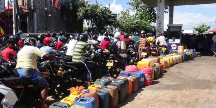 අවුල් ගොඩයි! ගොඩ එන මාර්ගය මෙන්න! Sri Lanka Latest News