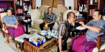 මහින්දත් එක්ක උදයංග කේක් කපයි! Sri Lanka Latest News