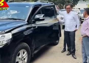 කොහොමද අපේ සුනිල් හදුන්නෙත්ති ඇමැතිතුමා අලුතින්ම බස්සපු වණ්ඩිය..! ආසාවේ බෑ..!! අපේ ඇමැතිතුමාට… ජයවේවා..!!! VIDEO I Sri Lanka Latest News
