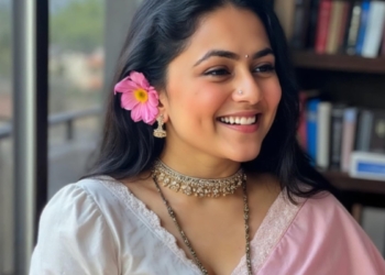 මාව ඇතුළට දාලා කරේ තියාගෙන ගියා…! ඒක නම් මාරයි…! එයා මං ගැන ගොඩක් සතුටු වෙනවා…! මදාරා සෙව්වන්දි I Sri Lanka Latest News
