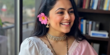 මාව ඇතුළට දාලා කරේ තියාගෙන ගියා…! ඒක නම් මාරයි…! එයා මං ගැන ගොඩක් සතුටු වෙනවා…! මදාරා සෙව්වන්දි I Sri Lanka Latest News