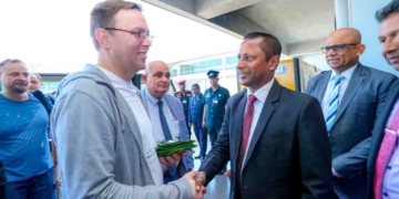 අද හැන්දෑවට අනුර රුසියානු බලශක්ති නියෝජ්‍ය ඇමැතිව හමුවෙලා රුසියාවෙන් තෙල් ගන්න එක ගැන කතා කරනවා! PHOTOS I Sri Lanka Latest News