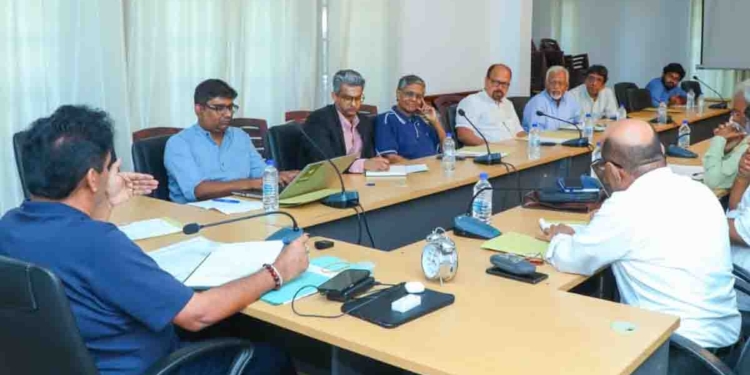 මැදපෙරදිග යුද්ධයෙන් ලංකාවට වන බලපෑම් අවම කරගන්න විපක්ෂනායක සජිත්ගෙන් PSOP යෝජනා මාලාවක්! විදේශ ප්‍රතිපත්ත විශේෂඥයන්-විදේශ ප්‍රතිපත්ති නිලධාරීන් සමග අද විශේෂ සාකච්ඡාවක්! VIDEO & PHOTOS I Sri Lanka Latest News