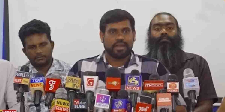 ආණ්ඩුව නැකැත් සීට්ටුවක් ප්රකාශයට පත්කරන්නේ නැතිනම් මොන මගුලටද අපෙන් නැකැත් සීට්ටුවක් ඉල්ලුවේ? මේක මේ සංස්කෘතියක් නැති කල්ලතෝනි රටක් බවට පත්කරන වැඩපිළිවෙළක්! නැකැත් කමිටුව මාධ්ය හමුවක! VIDEO I Sri Lanka Latest News