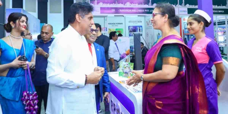 මැදපෙරදිග යුද්ධයේදී මොන ඉල්ලීම් ආවත් නීතියට අනුව ශක්තිමත්ව කටයුතු කරන්න! ජාත්‍යන්තර සෞඛ්‍ය සත්කාර ප්‍රදර්ශනයේ ප්‍රධාන ආරාධිතයා ලෙස එක්වෙමින් විපක්ෂනායකගෙන් විශේෂ ප්‍රකාශයක්! VIDEO & PHOTOS I Sri Lanka Latest News
