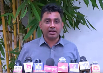 පවර් කට් එකකට බිග් කුච්චන් අයියයි හිච්චි අබේයි රට ලෑස්ති කරනවා! VIDEO I Sri Lanka Latest News