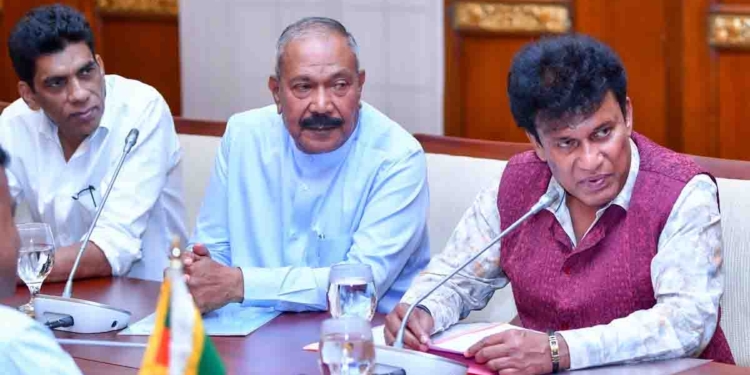 මනෝ-දිගම්බරම්-රාධක්රිෂ්ණන් ජනාධිපති කාර්යාලයට ගිහින් අනුරව හමුවෙලා! PHOTOS I Sri Lanka Latest News