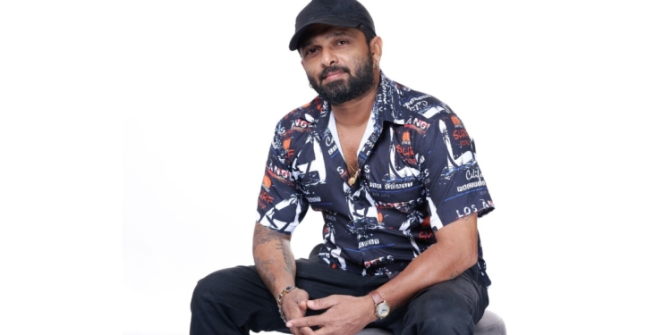 කැමරාව පිටුපස මැජික් මවන ජනා…! ලක්ෂ ගානක ලොකු පොල්ලක් කෑවා…! මොකක් හරි වලියක් දාගන්නවා… අයින් වෙනවා..! රස්සාව එපා වෙච්ච වාර අනන්තයි..! ඒත් දාලා යන්න හිත දුන්නේ නැහැ…! ජනක බණ්ඩාර I Sri Lanka Latest News