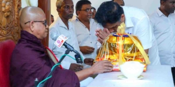 විපක්ෂනායක කාර්යාලයේ බක් පුන් පෝ දා ධර්ම දේශනාව කොහුවල ශ්‍රී ධාතුමළු විහාරයේදී! VIDEO & PHOTOS I Sri Lanka Latest News
