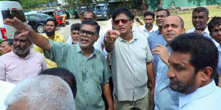 මැයි රැලියට කලින්ම සජිත් ග්‍රවුන්ඩ් එකට බහී! මරික්කාර්-මුජිබර්-තිස්සත් ඇවිත්! PHOTOS & VIDEO I Sri Lanka Latest News