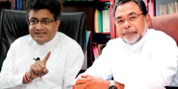 තැන තැන බොරු කියන්න එපා! විවාදයකට එන්න! පාස්කු පොත මහාසංඝරත්නයට පිළිගන්වමින් ගම්මන්පිල සිරිල් ගාමිණී පියතුමන්ට කියයි! VIDEO I Sri Lanka Latest News