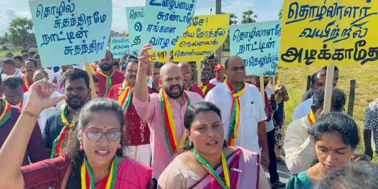 අලුත් ව්‍යවස්ථාව! PTA අහෝසිය! දේශපාලන විසදුමක්! ෆෙඩරල් ව්‍යුහය! පළාත් සභා ඡන්දය! අනුර දීපු පොරොන්දු මතක් කරමින් ITAK පක්ෂය උතුරු නැගෙනහිර මැයි රැලි දෙකක් තියයි! PHOTOS I Sri Lanka Latest News
