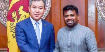චයිනා හාබර් ඉංජිනේරු සමාගමේ සභාපති හා අනුර අතර හමුවක්! පෝර්ට් සිටි කලාපයේ ආයෝජනයට දීලා තියෙන දිරිගැන්වීම්වලට අනුරට කෘතඥතාව පළ කරයි! PHOTOS I Sri Lanka Latest News