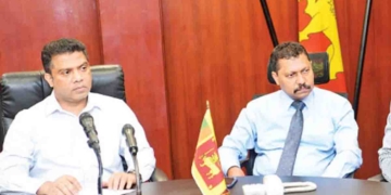 සෞඛ්ය දෙපාර්තමේන්තුවේ සකසුරුවම් හා ණය දෙන සමිති නිලවරණයේදී ඇමැති නලින්ද-හංසක දැමූ මාලිමා නියෝජිතයන් 18% වට්ටා පොදු සෞඛ්ය කාර්ය මණ්ඩල කණ්ඩායම 81%ක අතිවිශිෂ්ට ජයක් ලබයි! I Sri Lanka Latest News