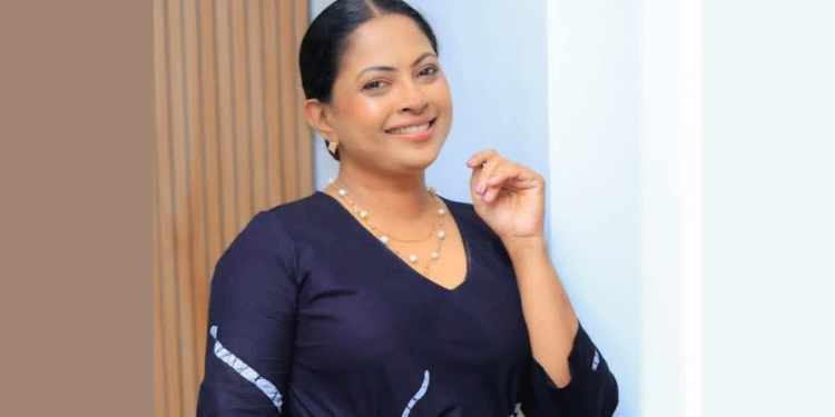 වැඩේ කරන්න පුළුවන් නම් අනිවා කරනවා…! ඒක මගේ ඇඟටම කාවැදුණා…! සීයට පන්සීයක් මහන්සි වුණා…! හිමාලි සයුරංගි I Sri Lanka Latest News