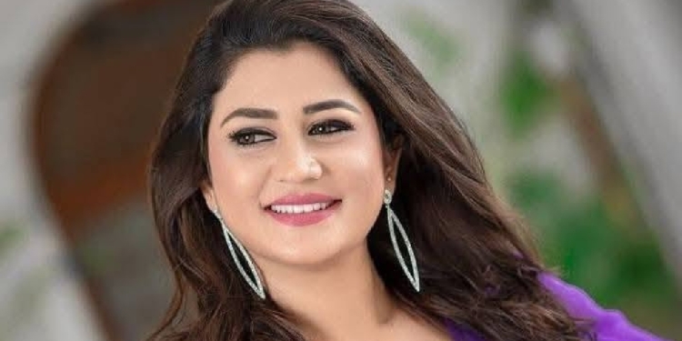 ටෙලි දකිද්දී මටත් ආසයි…! මගේ මුළු ලෝකයම දැන් දුවයි පුතයි…! තවමත් ආරාධනාවලින් අඩුවක් නැහැ…! රුවන්ගි රත්නායක I Sri Lanka Latest News