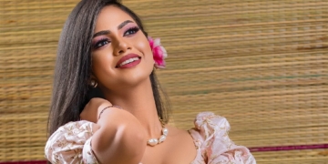 මෙන්න ඇක්ටින් ඩාන්සින් දෙකම තියෙන ටැලන්ට් එකක්…! ලැබෙන හැම එකම කරන්නේ නැහැ..! කරන්න පුළුවන්ද කියලා බලලා තමයි ගන්නේ…! චතුනි රාජපක්ෂ I Sri Lanka Latest News