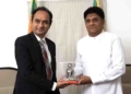 නිල කාලය අවසන් කොට ඉන්දියාවට යන්න කලින් නියෝජ්ය මහකොමසාරිස් පාන්ඩේ විපක්ෂනායක කාර්යාලයට ඇවිත් සජිත්ව හමුවෙයි! දුන් සහායට ස්තූති කරයි! VIDEO I Sri Lanka Latest News