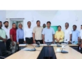 ලොකු වෙනසක් වේගෙනයි යන්නේ..! රටේ හැම ක්ෂේත්රයකම ජනතාව දැන් විපක්ෂනායකතුමා හමුවෙලා ප්රශ්න කියන්න පෝලිමේ විපක්ෂනායක කාර්යාලයට එනවා! මේ ඇවිත් තියෙන්නේ වරාය වෘත්තීය සමිති නියෝජිතයන්! VIDEO & PHOTOS I Sri Lanka Latest News