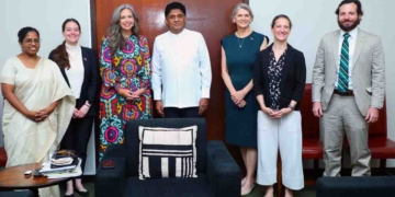 අමෙරිකාවෙන් ලොකු ටීම් එකක් පාර්ලිමේන්තුවට ඇවිත් පාර්ලිමේන්තුවේදී විපක්ෂනායක සජිත් හමුවෙයි! VIDEO & PHOTOS I Sri Lanka Latest News