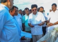 මාළු ඉන්න තැන් කියලා ෆෝන් එකට SMS එකක් එවනවා කිව්වේ නෑ! බොරු කිව්වෙ නෑ! හම්බන්තොට ගිය විපක්ෂනායක සජිත් ධීවරයන්ගේ ඇත්ත ප්රශ්න සොයා බලයි! ප්රශ්න විසදීමට මැදිහත් වන බවට පොරොන්දුවකුත් දෙයි! VIDEO & PHOTOS I Sri Lanka Latest News