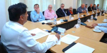 ගිය සතියේ අමෙරිකානු ආණ්ඩුවේ කණ්ඩායමක් ඇවිත් විපක්ෂනායක සජිත් හමුවුණා! මේ සතියේ ඕස්ට්‍රේලියානු ජාත්‍යන්තර කටයුතු ආයතනයේ කණ්ඩායමක් ඇවිත් සජිත් හමුවෙලා අධ්‍යාපනය-ආයෝජන ගැන කතා කළා! VIDEO & PHOTOS I Sri Lanka Latest News