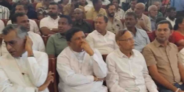 ජනාධිපති වැය ශීර්ෂය යටතේ වැටුප් දෙකක් ලබාගැනීම! රජයේ වාහන අවභාවිතා කිරීම! රජයේ සේවකයින් දේශපාලන කටයුතු සඳහා යොදවා ගැනීම! ජී.එල්.ගේ ගෙදර තියෙන ඒකාබද්ධ විපක්ෂයේ සාකච්ඡාවලට ගිහින් මාධ්‍යට වොයිස් කට් දෙන සුගීෂ්වර ජුලි 1 වැනිදා දක්වා රිමාන්ඩ්! I Sri Lanka Latest News