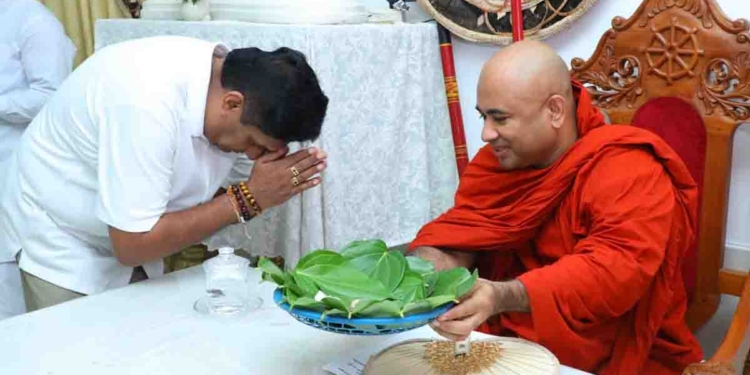 විපක්ෂ නායක කාර්යාලයේ පොසොන් ධර්ම දේශනය මෙවර නුගේගොඩ නාලන්දාරාමයේදී! PHOTOS & VIDEO I Sri Lanka Latest News