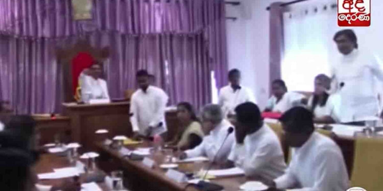 අම්බලන්ගොඩ ප්‍රාදේශීය සභාවට මාලිමාවේ පාතාලයෝ ඇවිත්? VIDEO I Sri Lanka Latest News