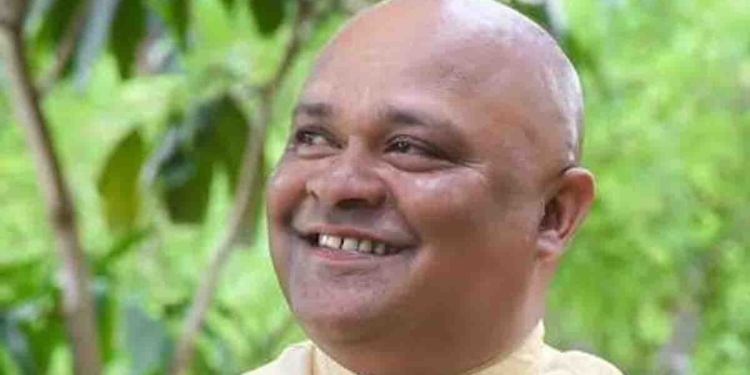 එස්.බී.ගේ මල්ලිව අත්අඩංගුවට අරන්! බාර් ලයිසන් එකක් දෙන්නම් කියලා දෙකෝටි හැත්තෑපන් ලක්ෂයක් වංචා කරලා! I Sri Lanka Latest News