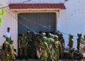 මීගමුව හිර ගෙදර ගිනිගත්ත හැටි! ඉරිදා රෑ මොකද වුණේ? සඳුදා උදේ කවුද ආවේ? කවුද කාටද ගැහුවේ? කවුද වෙඩි තිබ්බේ? ඉස්පිරිතාලෙ කතාව! Sri Lanka Latest News