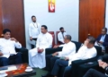 අධිකරණය ගැන ඉල්ලූ විවාදයට ආණ්ඩුවෙන් බාධා! විපක්ෂනායක සජිත්ගේ ප්රධානත්වයෙන් විපක්ෂයේ පක්ෂ නායකයන් පාර්ලිමේන්තුවේදී හදිසියේ රැස්වෙයි! VIDEO & PHOTOS I Sri Lanka Latest News