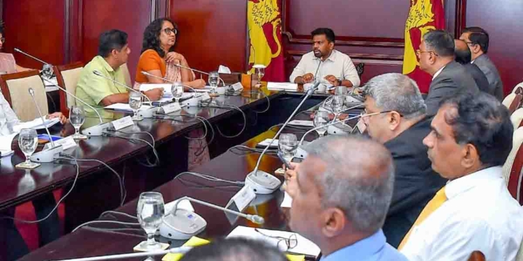 අනුර-හරිනි-සජිත් ව්‍යසන කළමනාකරණ ජාතික සභාවේදී…!  PHOTOS I Sri Lanka Latest News