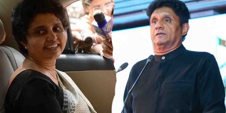 ආණ්ඩුවේ ඉන්නකොට අධිකරණයට ගහලා විපක්ෂයට ආවාම අධිකරණය ගැන හොඳ කියන දිව දෙකේ ප්‍රතිපත්ති අපි ළඟ නෑ! එදා ශිරාණි බණ්ඩාරනායක අගවිනිසුරු ධූරයෙන් අයින් කළේ මහ රෑ වෙනකම් පාර්ලිමේන්තුවේ නඩු අහලා! පළාත් පාලන ඡන්දය තියන්න කියපු විනිසුරුවරු පාර්ලිමේන්තු තේරීම්  කාරක සභාවලට ගේන්න හැදුවා! ආණ්ඩුවේ ඉද්දී එකයි විපක්ෂයේ ඉද්දී එකයි එහෙම බෑ! අපි හැමදාම හිටියේ අධිකරණයේ ස්වාධීනත්වය වෙනුවෙන්! අද සුදු ඇඳගෙන ඇවිත් අධිකරණයේ ස්වාධීනත්වය ගැන කතා කරන අයගේ වෙස්මුහුණු විපක්ෂනායක සජිත් නීතීඥයන් ඉදිරියේම ගලවලා දමයි! VIDEO I Sri Lanka Latest News