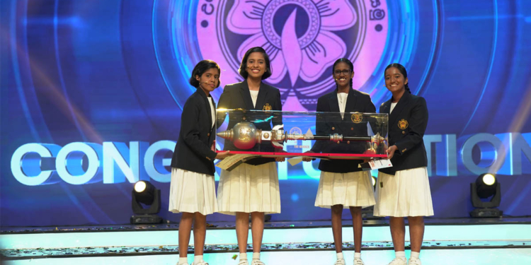 වදන් අවියෙන් දැනුම් සවියෙන් සන්නද්ධ වූ Sirasa Debater ජය කොළඹ සිරිමාවෝ බණ්ඩාරනායක විදුහලට! Sri Lanka Latest News